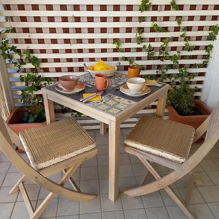 Oda ve Kahvaltı La Stanza Del Borgo Cervia